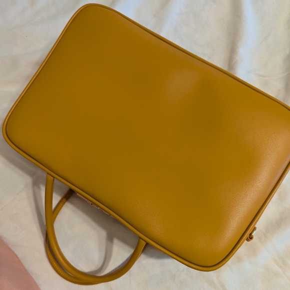 Miu Miu Beau Bag Large - Picture 2 of 11